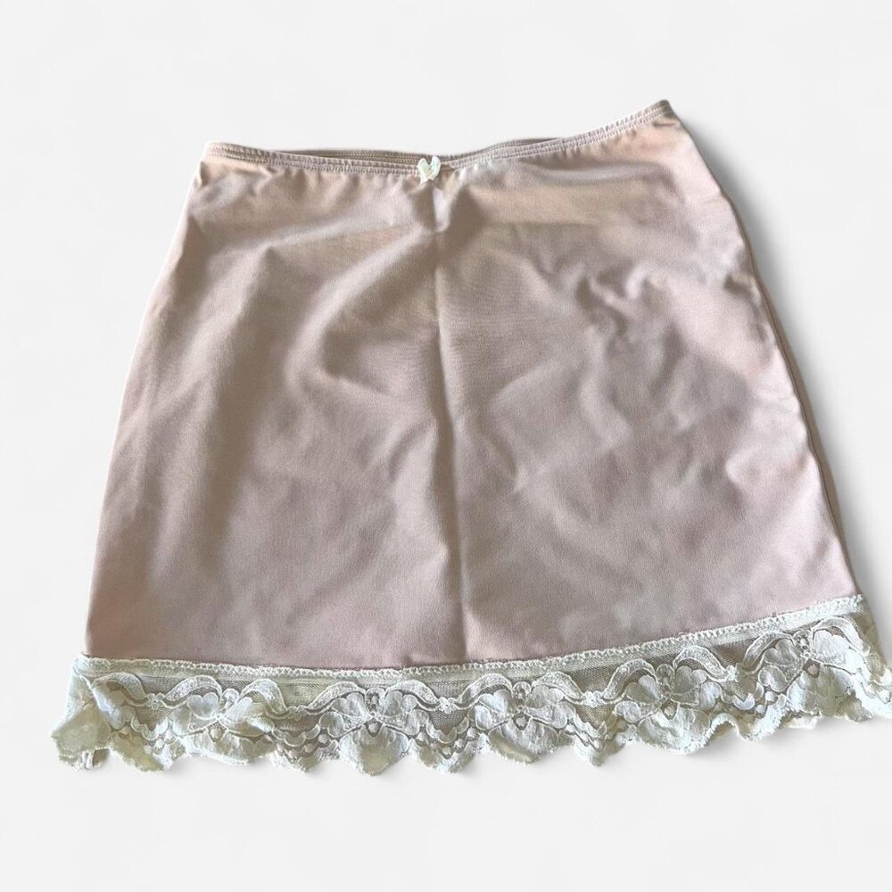 Body Shape pink skirt with lace trim